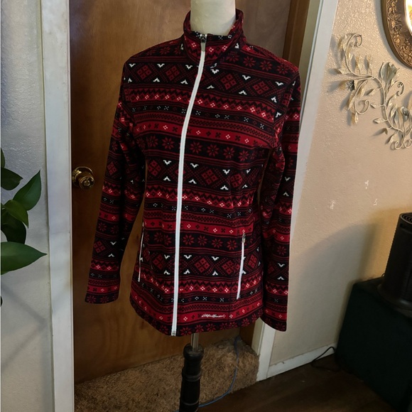 Eddie Bauer light weight sweater - Picture 5 of 13